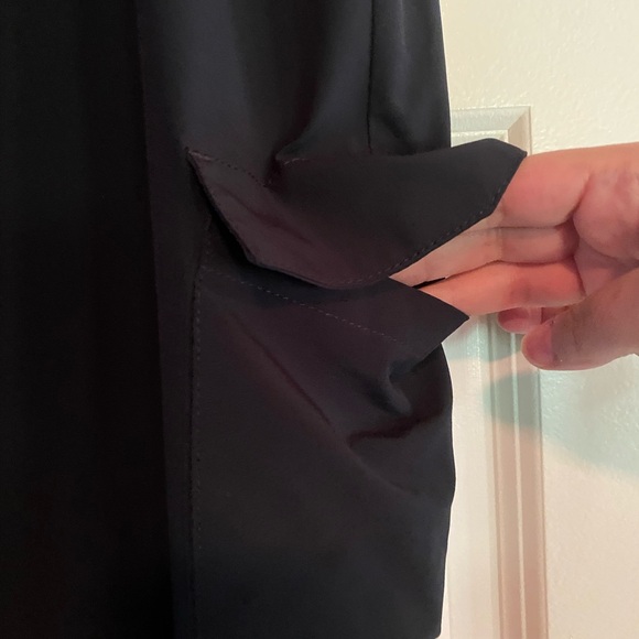 Banana Republic Soft Cargo Joggers, size Large - Picture 7 of 9